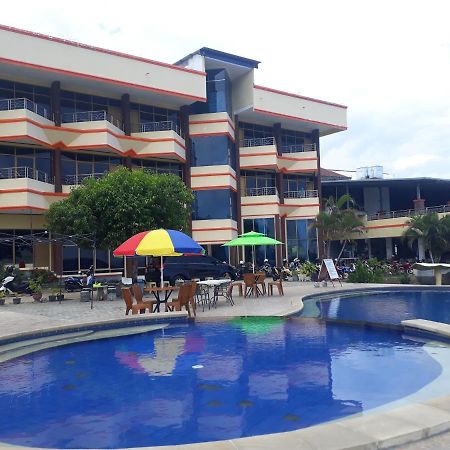 Parepare Bukit Kenari Hotel & Restaurant מראה חיצוני תמונה