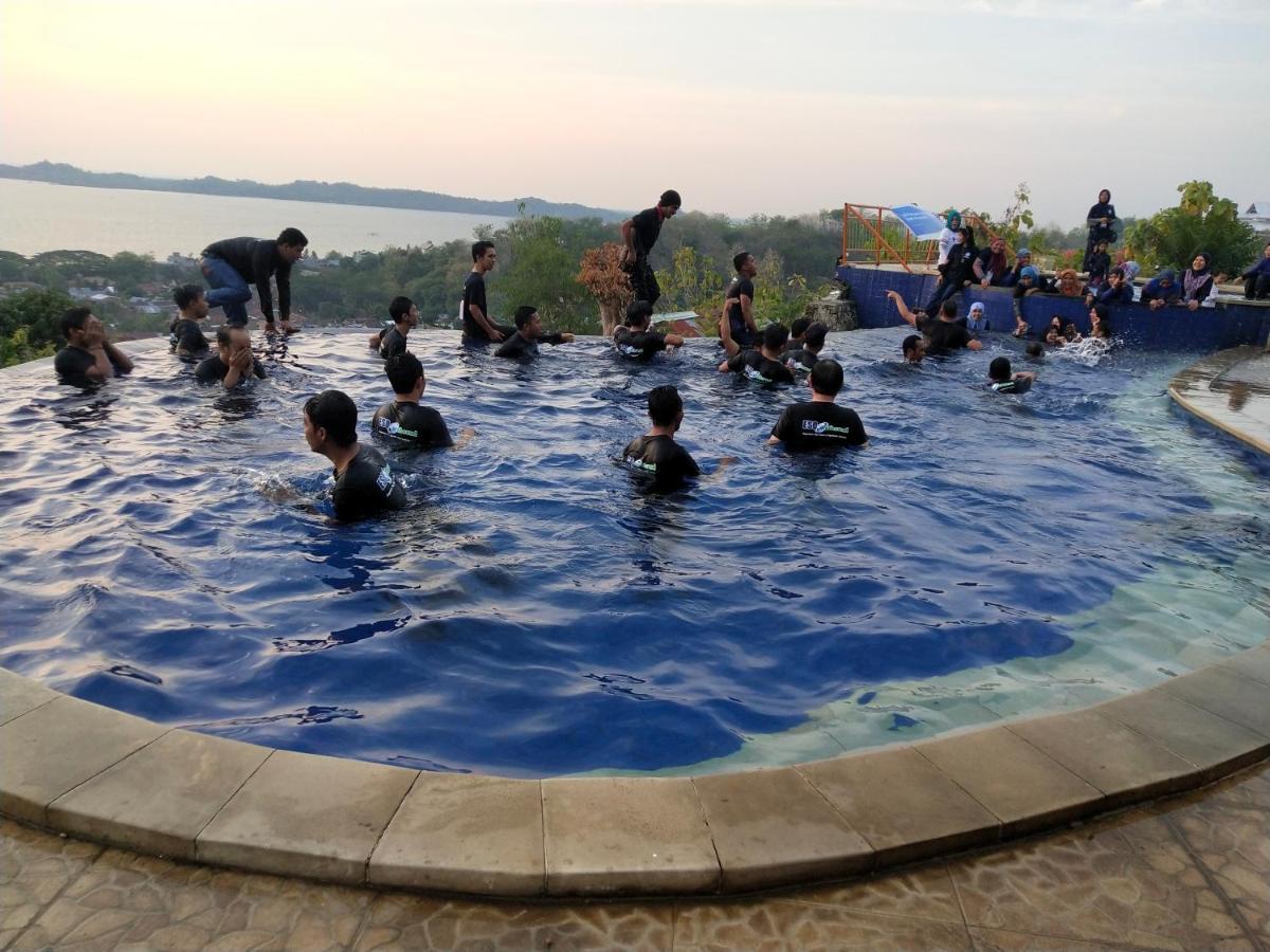 Parepare Bukit Kenari Hotel & Restaurant מראה חיצוני תמונה
