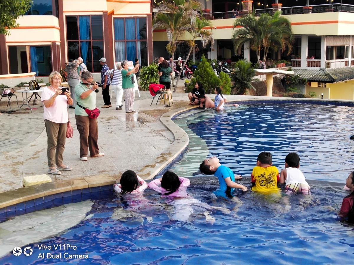 Parepare Bukit Kenari Hotel & Restaurant מראה חיצוני תמונה