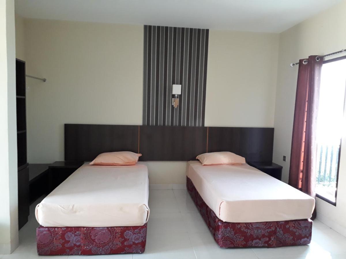 Parepare Bukit Kenari Hotel & Restaurant מראה חיצוני תמונה